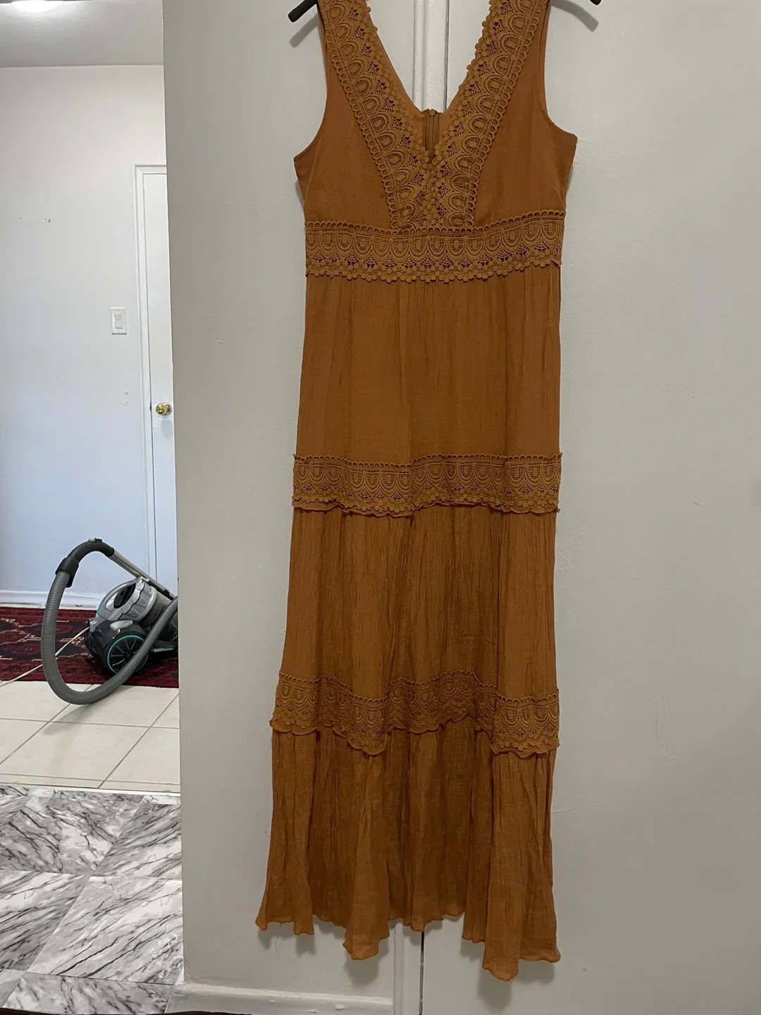 Brown Sleeveless Maxi Dress with Lace Detail image indicator(9)