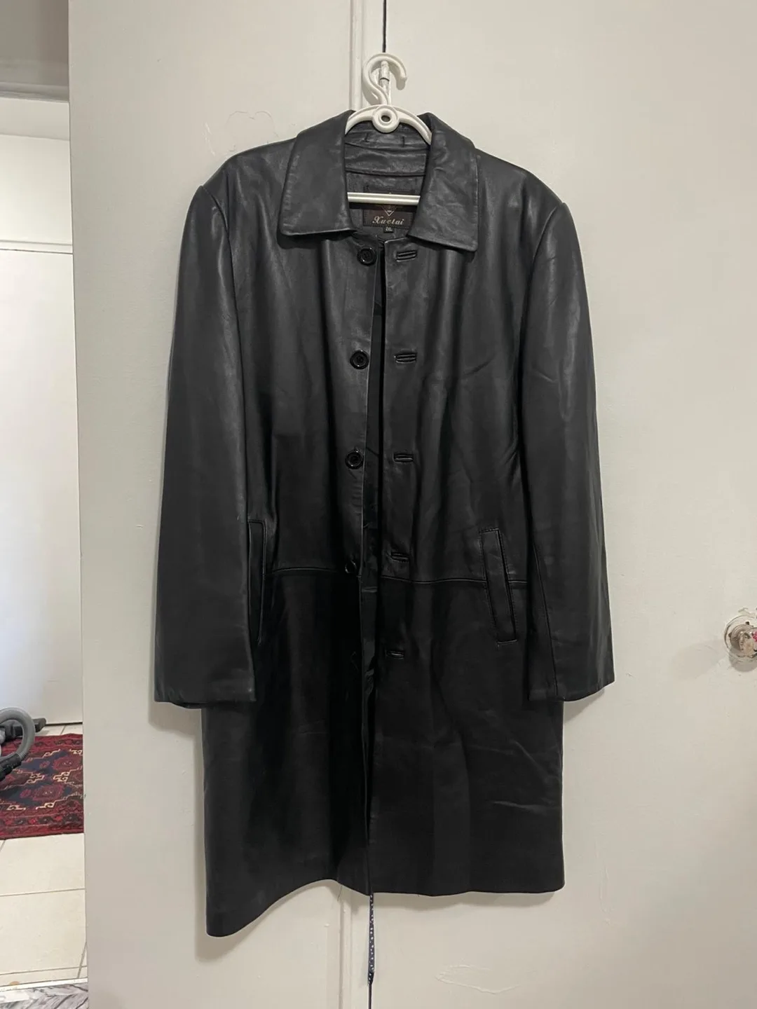 Xuetai Black Leather Coat - Size XXL thumbnail