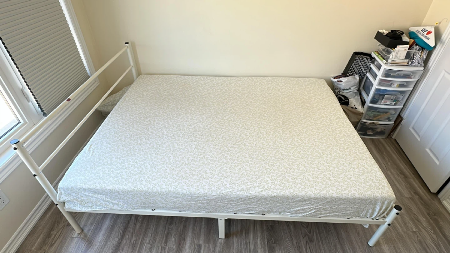 Zinus Metal Bed Frame and memory foam- White - photo 2