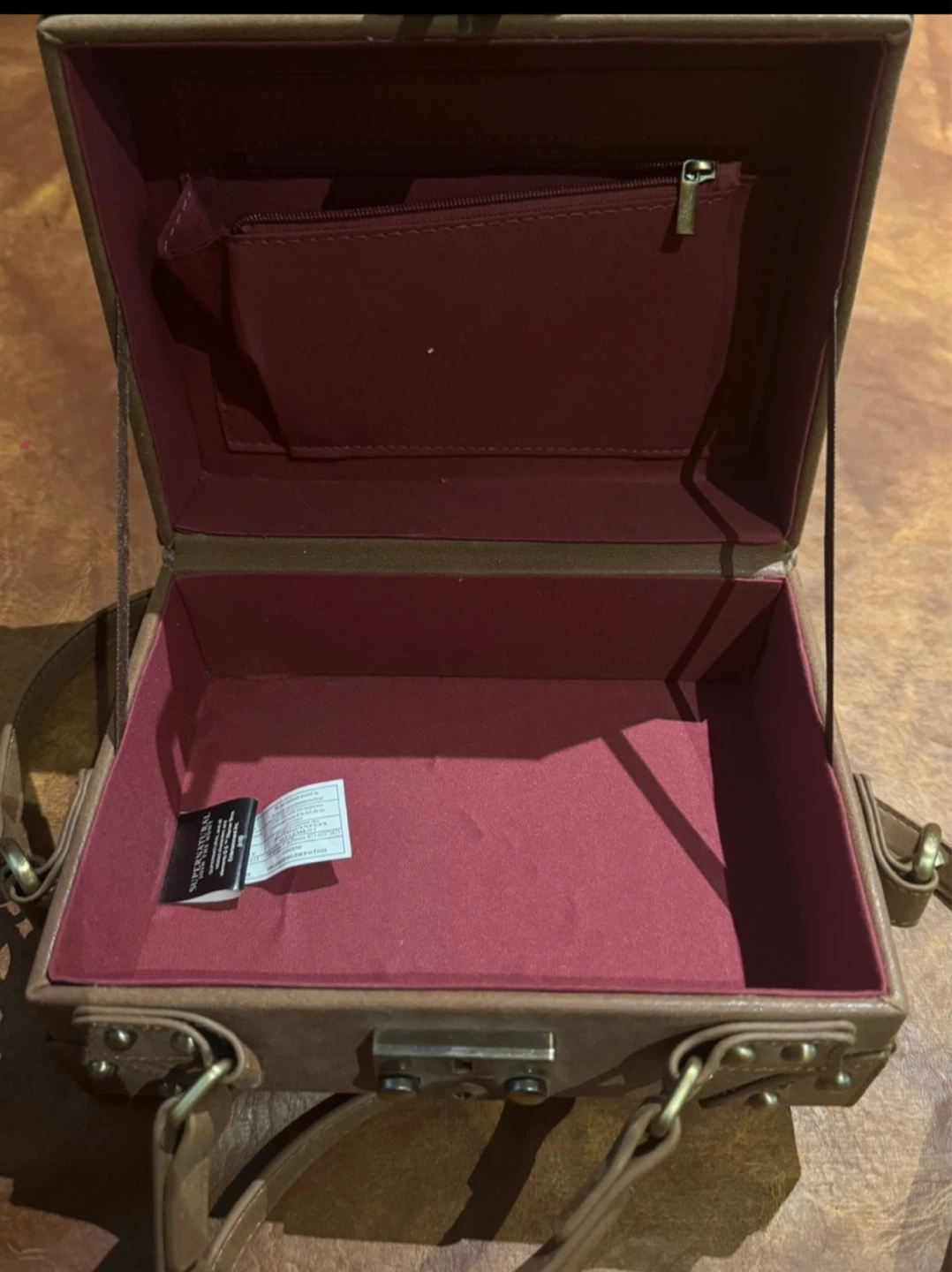 Supernatural crossbody trunk purse - photo 5