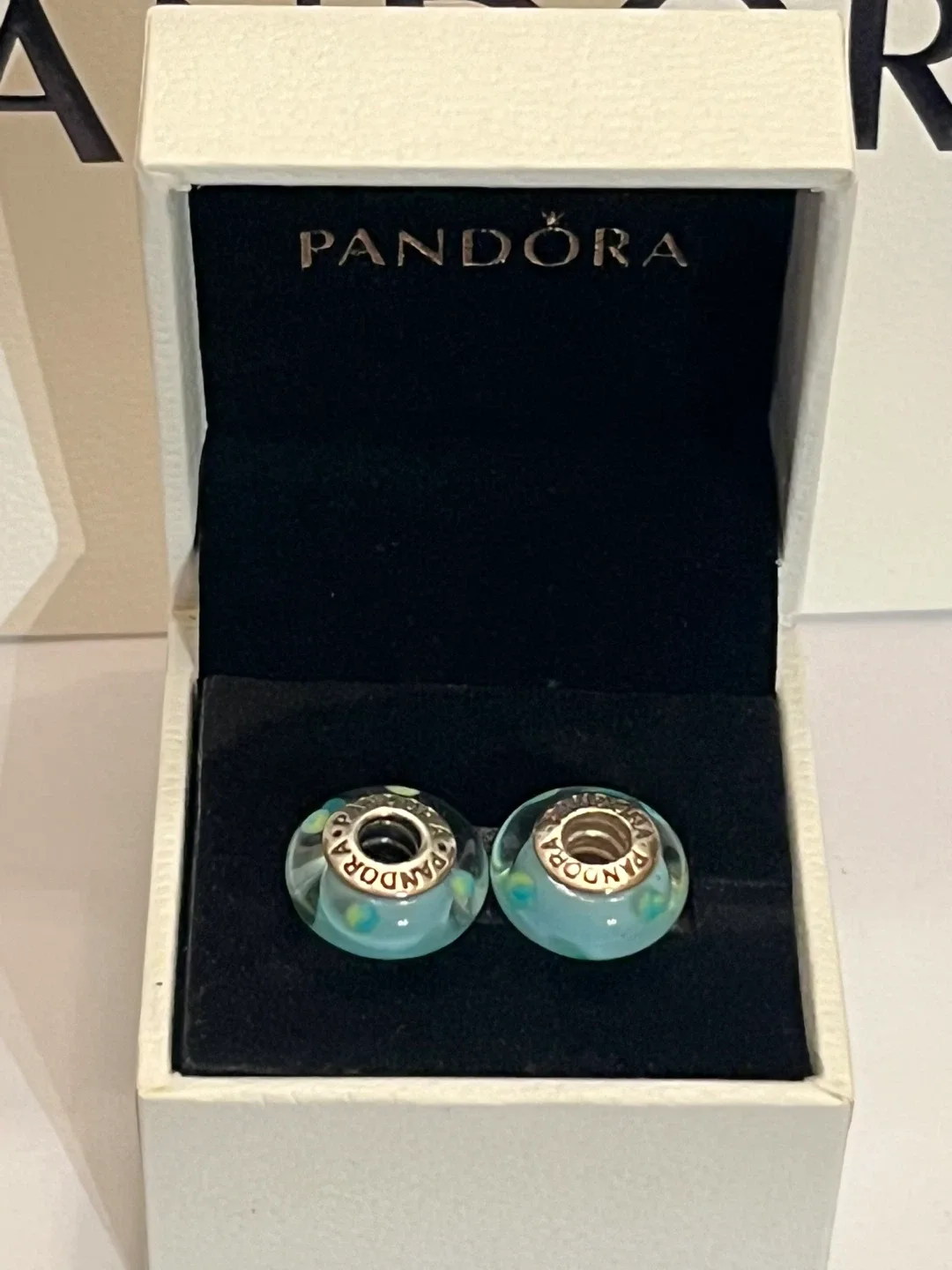 🩵 Set of 2 P💎ndora Murano Charms 🩵 image indicator(3)