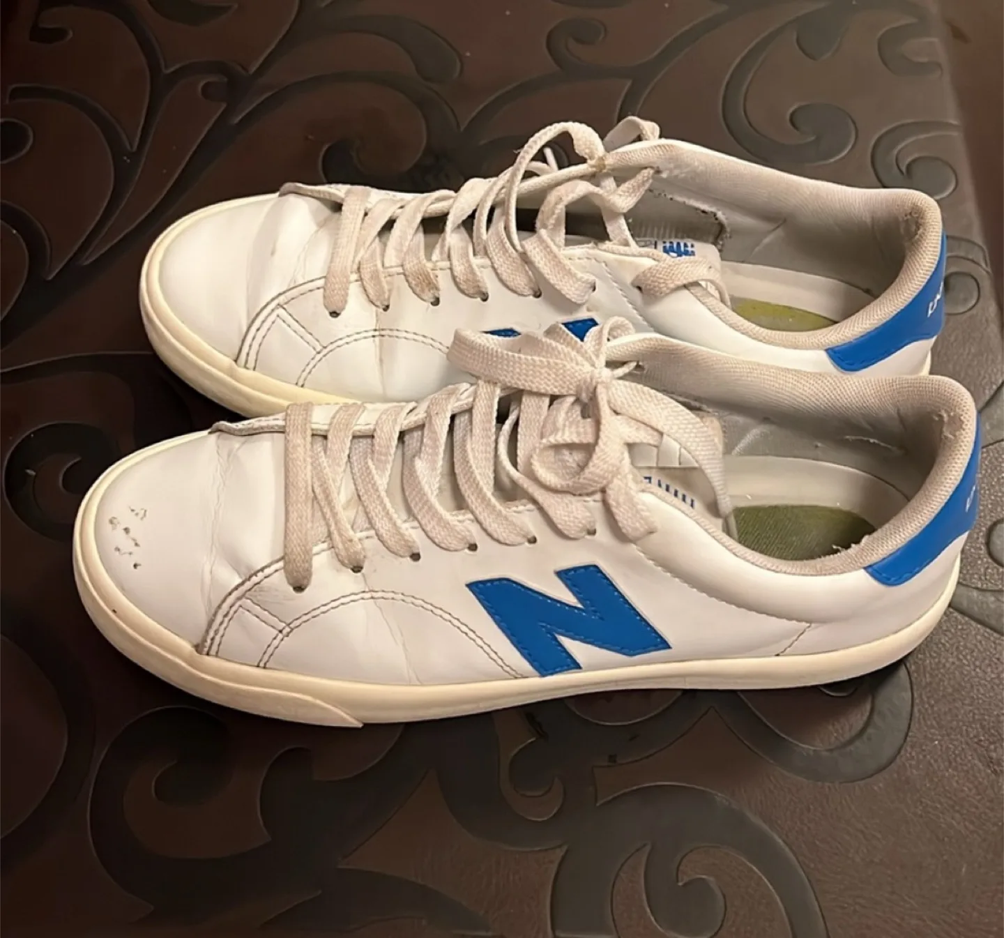 New Balance White & Blue Sneakers image indicator(2)