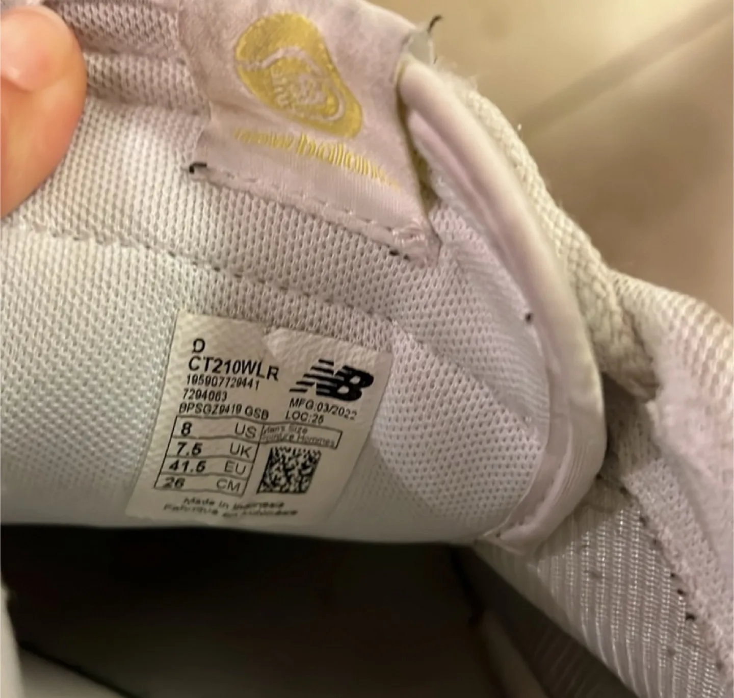 New Balance White & Blue Sneakers image indicator(8)