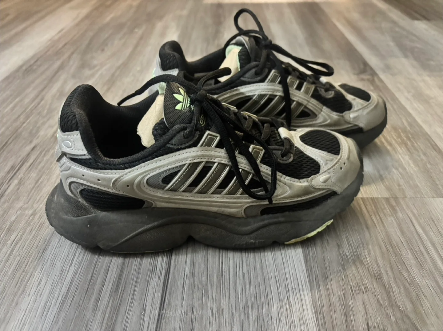 Size 7 — Adidas Ozmillen Sneakers - Grey & Black image indicator(3)