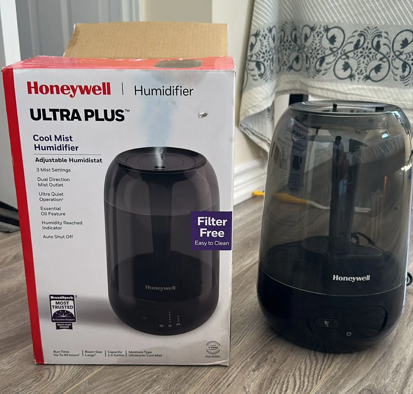 Honeywell Ultra Plus Cool Mist Humidifier thumbnail