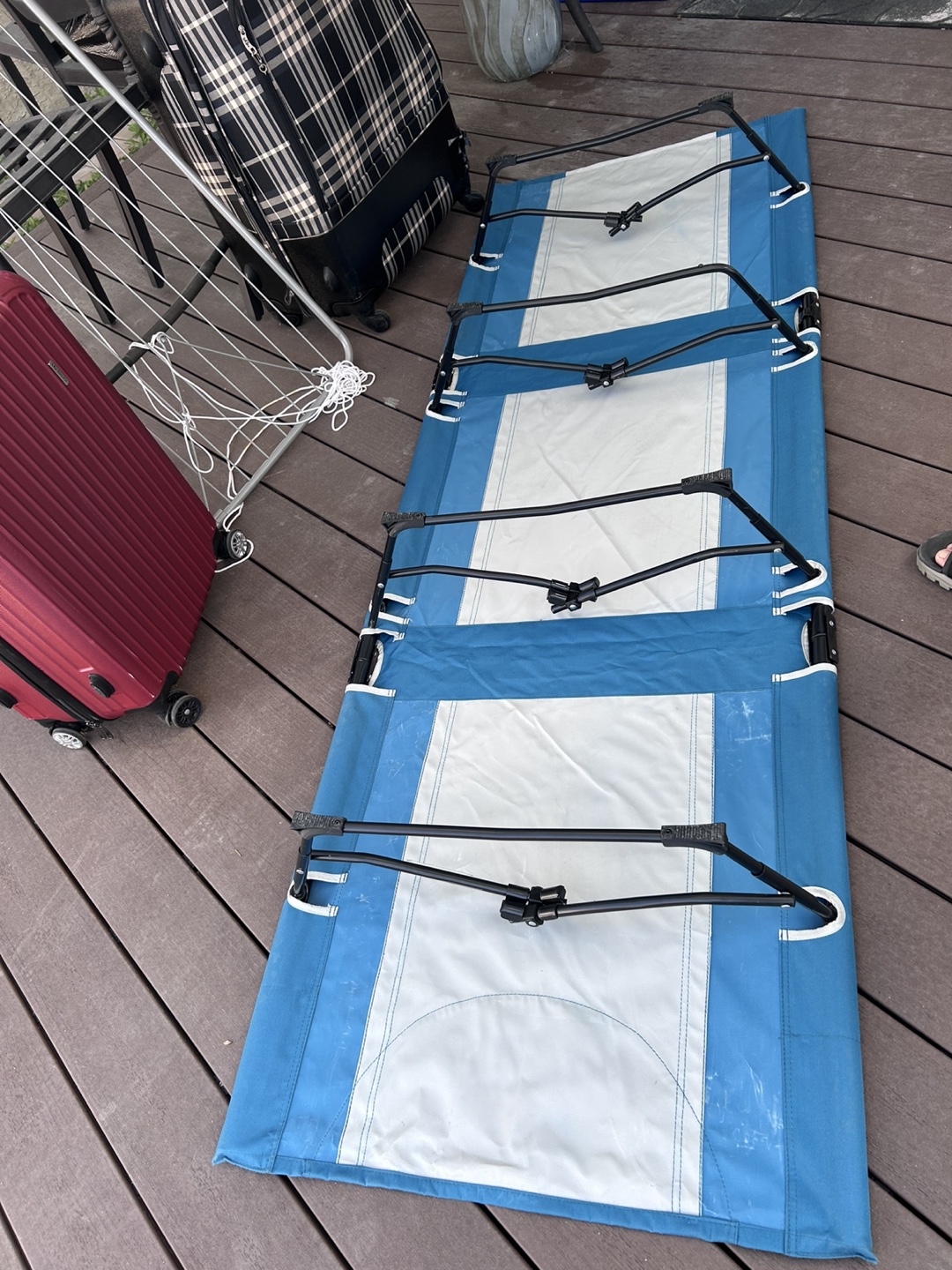 Woods folding cot with carry bag - photo 3