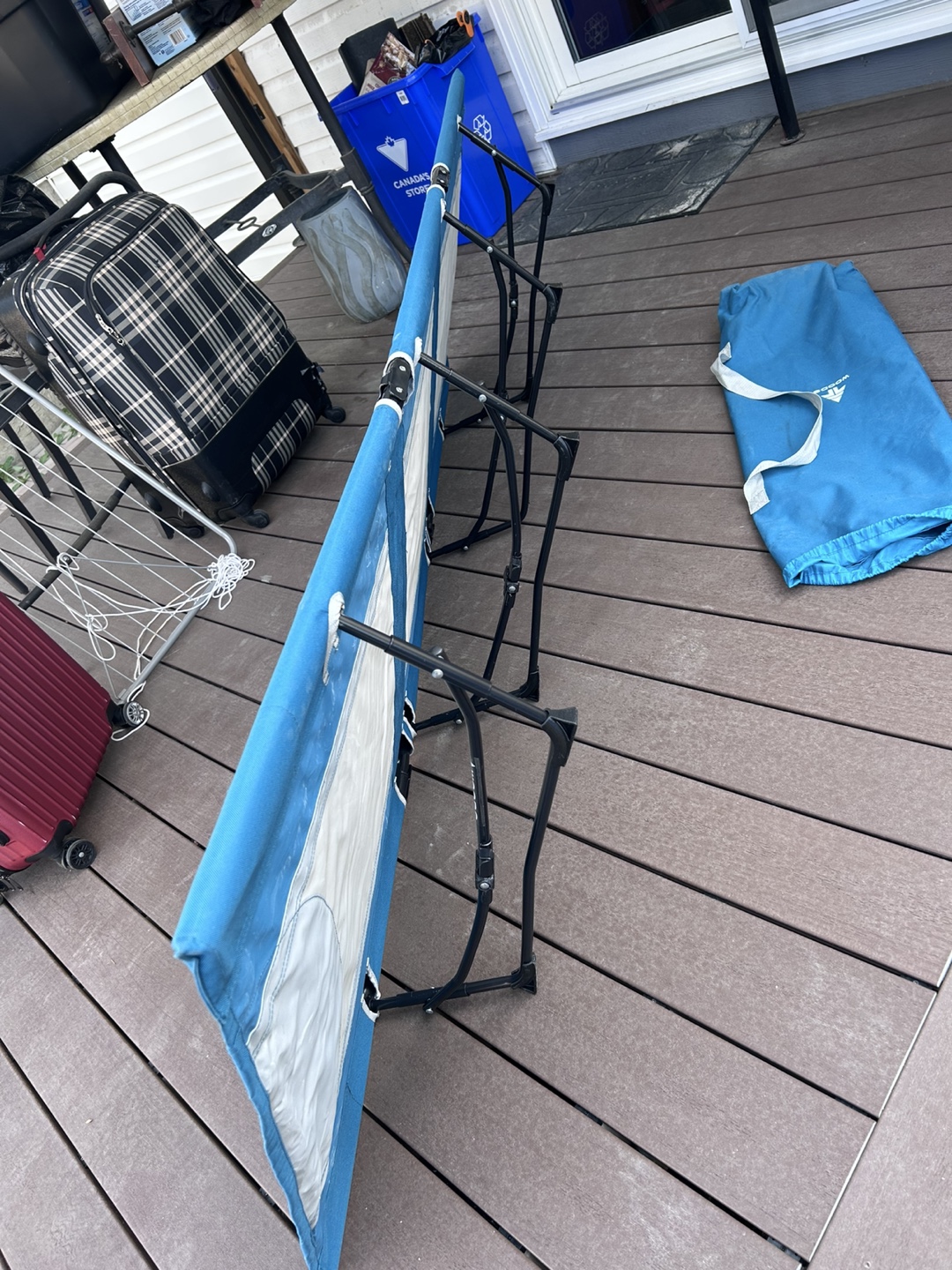 Woods folding cot with carry bag - photo 2