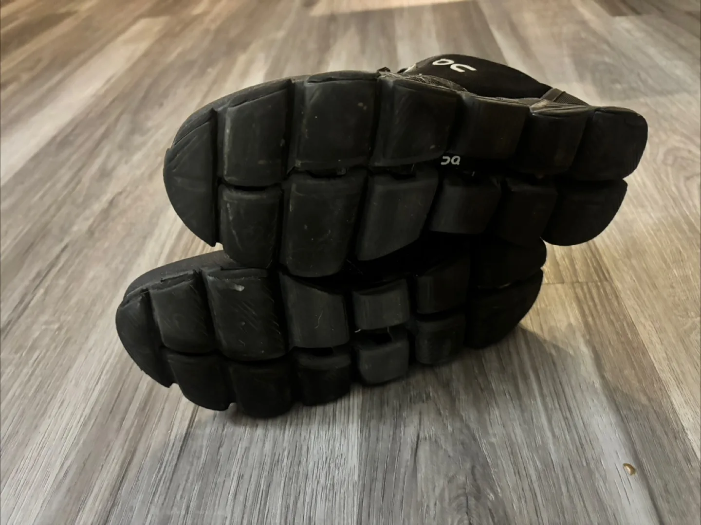 Size 7.5 — On CloudTec Waterproof Black Running Shoes image indicator(4)