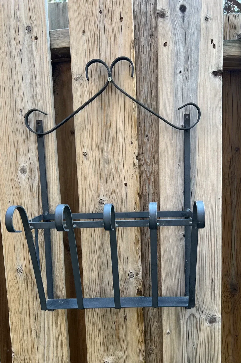 Wrought Iron Outdoor Planter thumbnail