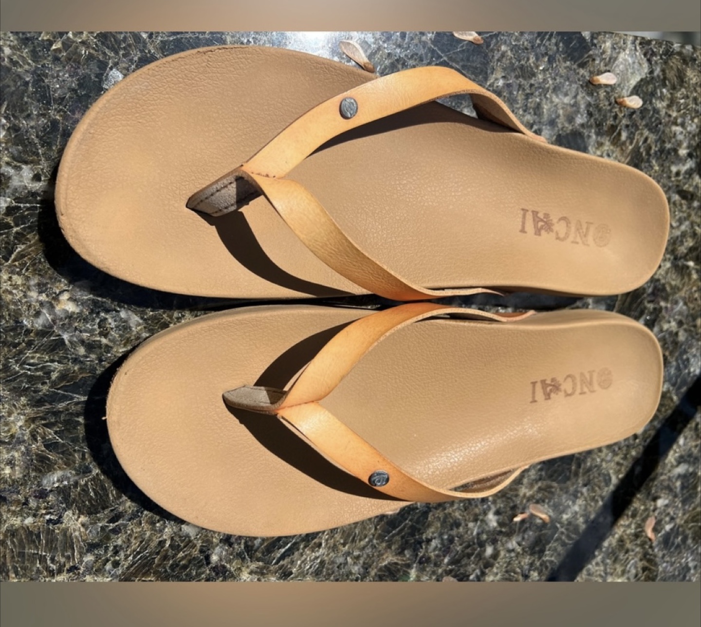 ONCAI Leather Flip Flops - Size 9/10
