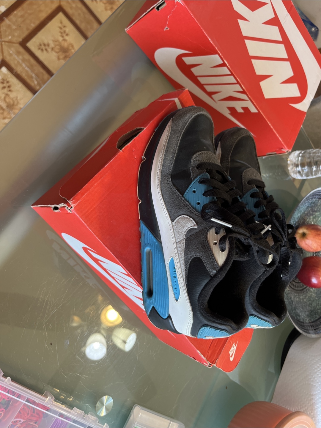 Nike Air Max 90 Sneakers