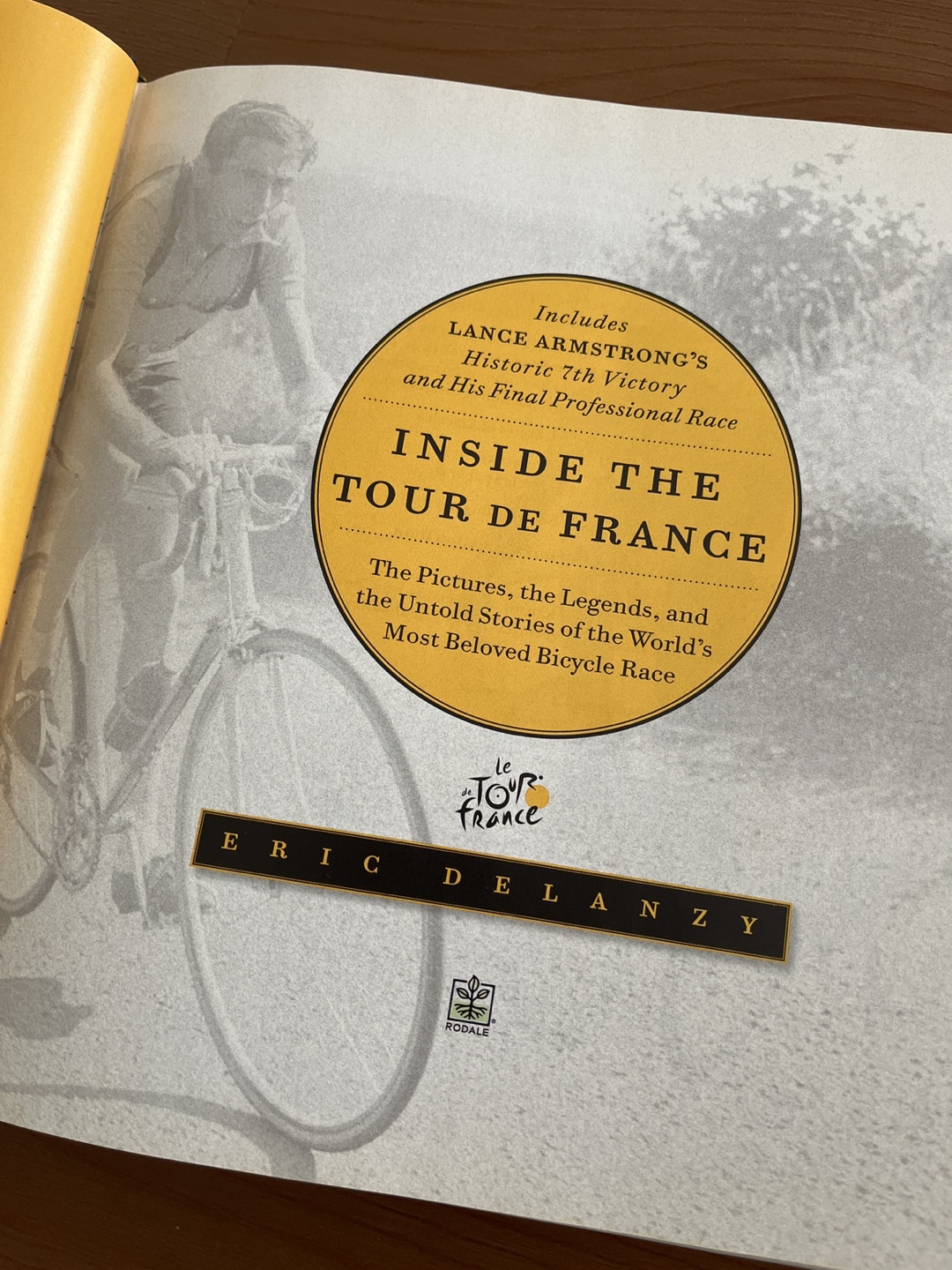 Inside the Tour de France by Eric Delanzy - photo 3