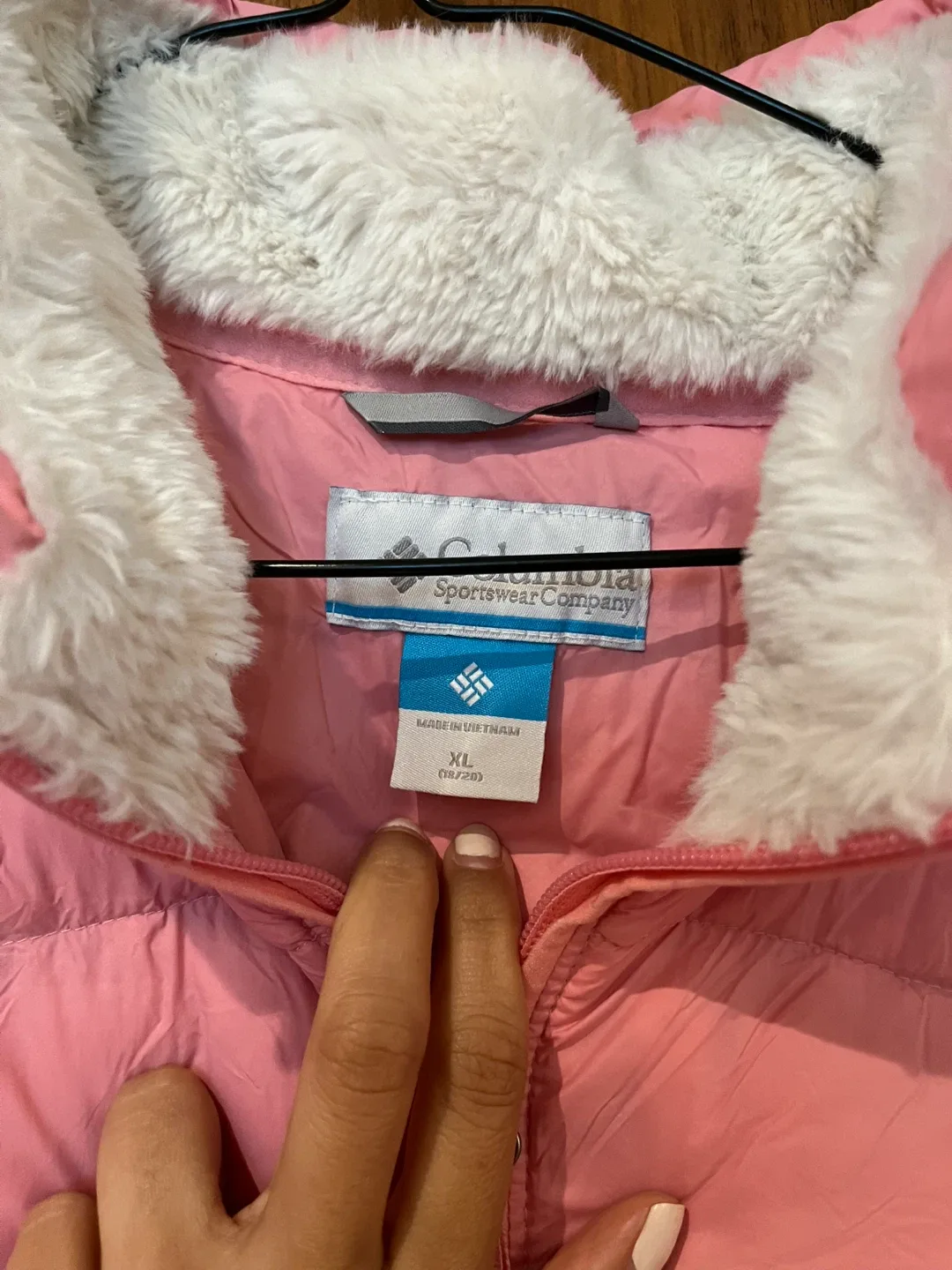 Columbia Pink Puffer Jacket for GIRLS!👧 image indicator(2)
