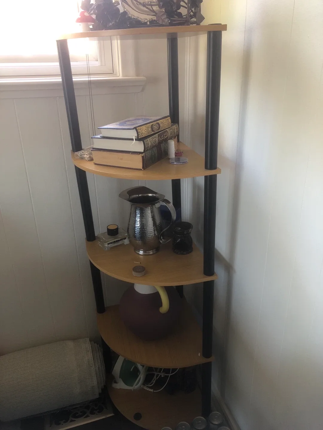 Corner Shelf Unit - Great Condition! image indicator(3)