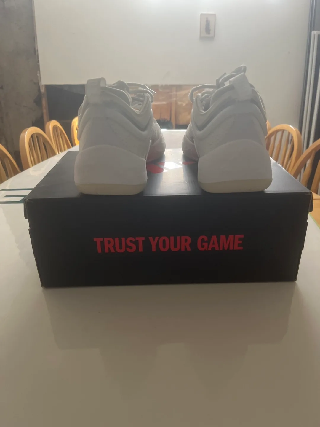 Adidas D.O.N. Issue 6 Size 10 US image indicator(7)