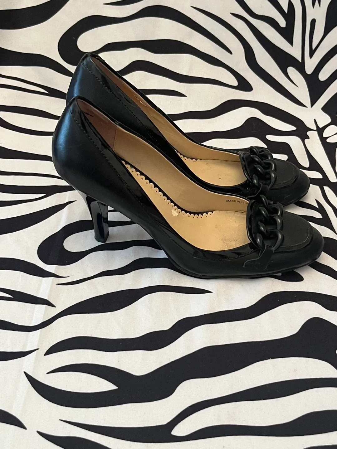 Black Size 7 1/2 OSCAR DE LA RENTA image indicator(3)
