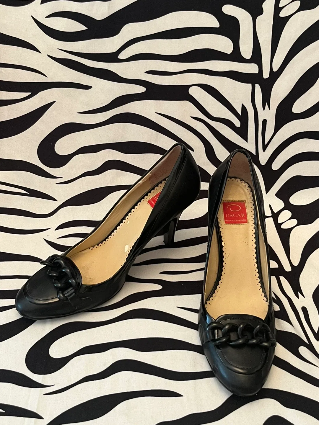 Black Size 7 1/2 OSCAR DE LA RENTA thumbnail