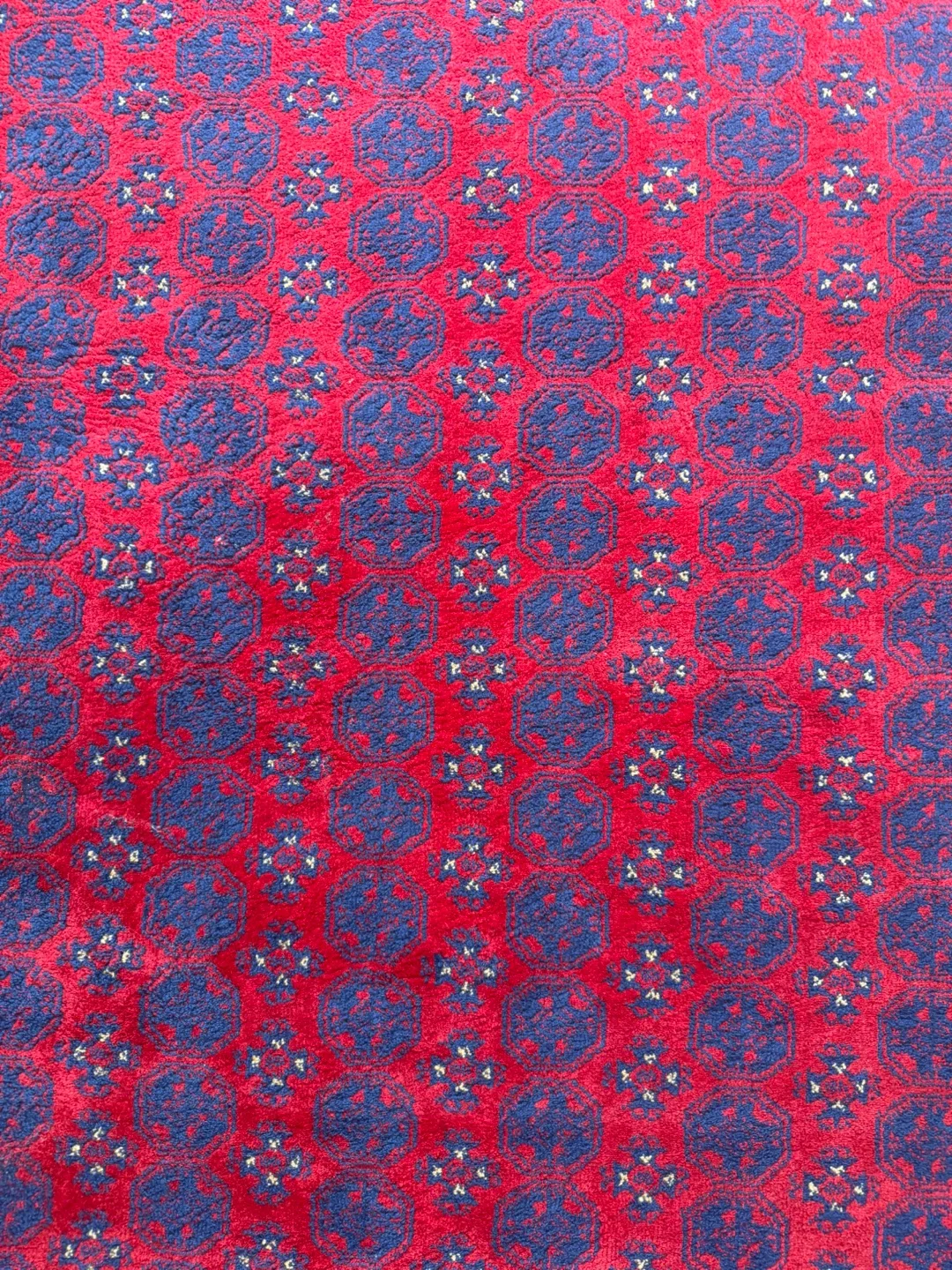 Red and Blue Patterned Rug image indicator(3)