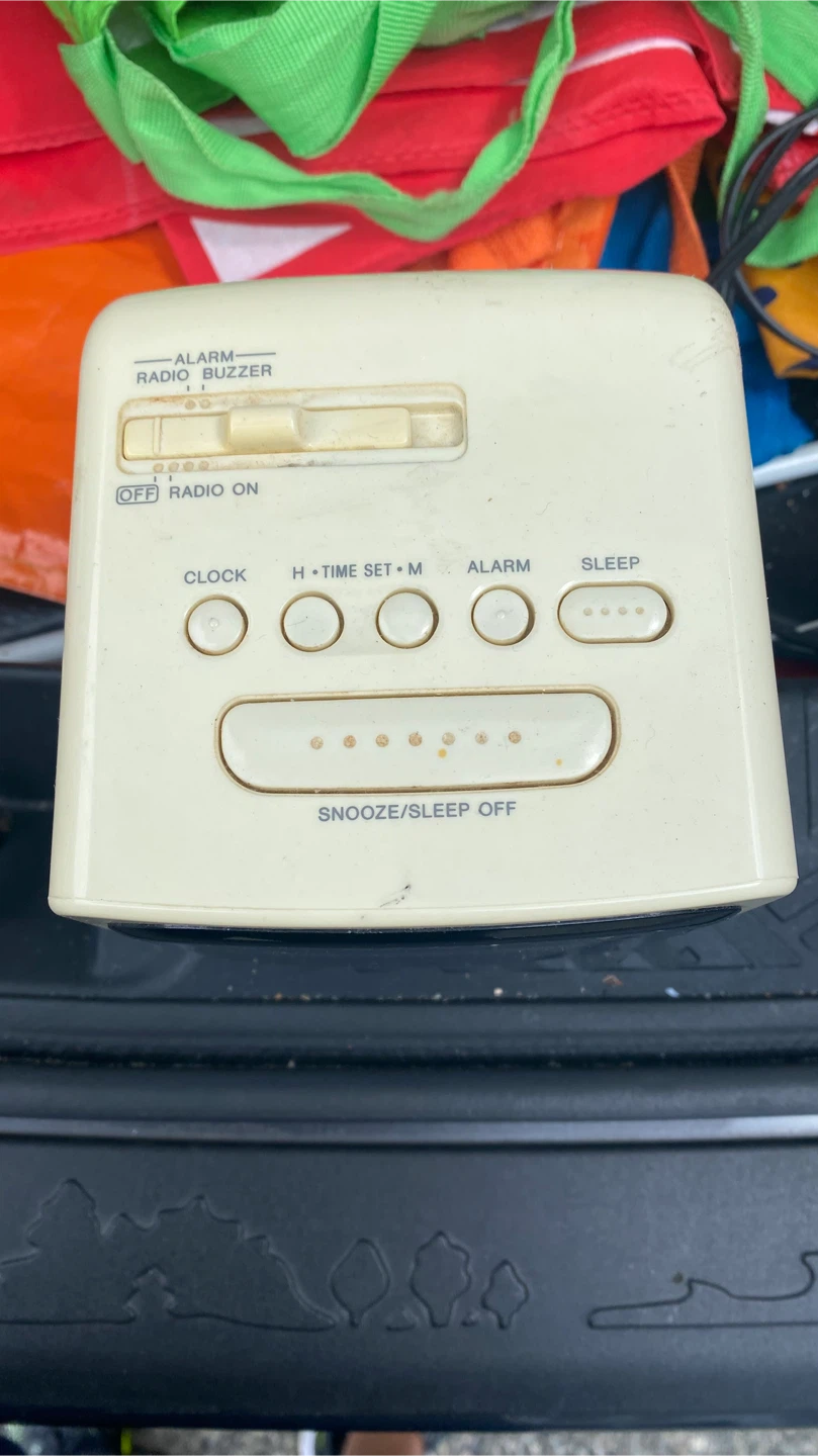 Sony Dream Machine Digital Clock Radio ICF-C121 - photo 2