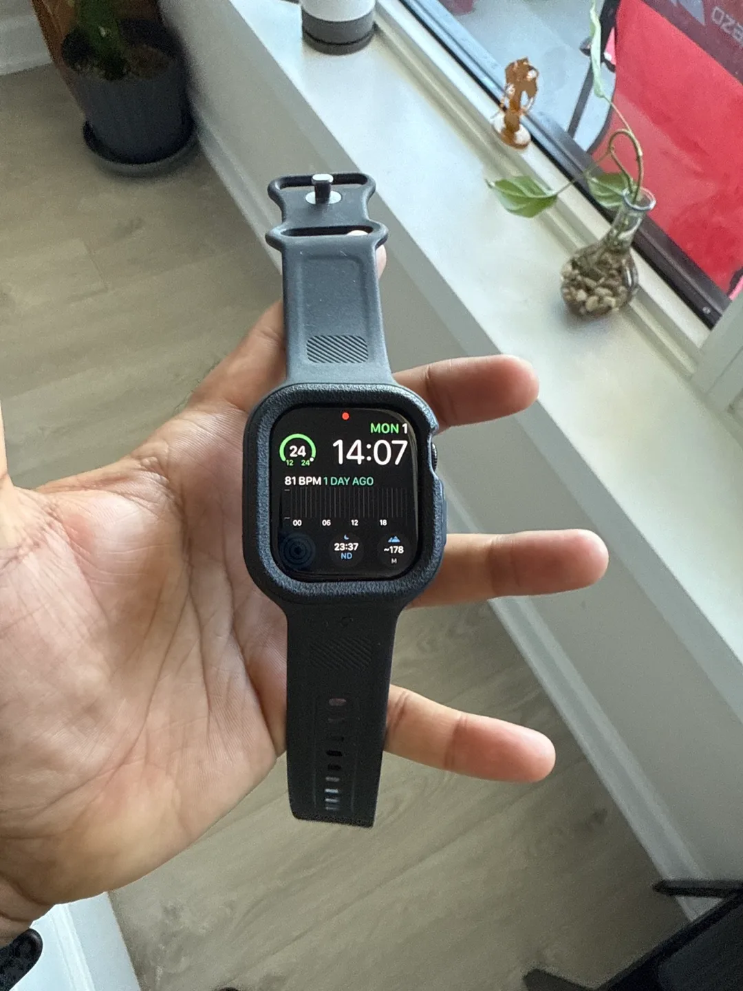 Apple Watch 10 42mm image indicator(5)