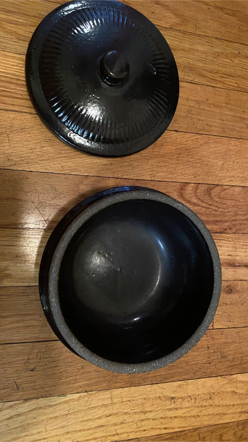 Black Stone Pot with Lid - photo 3