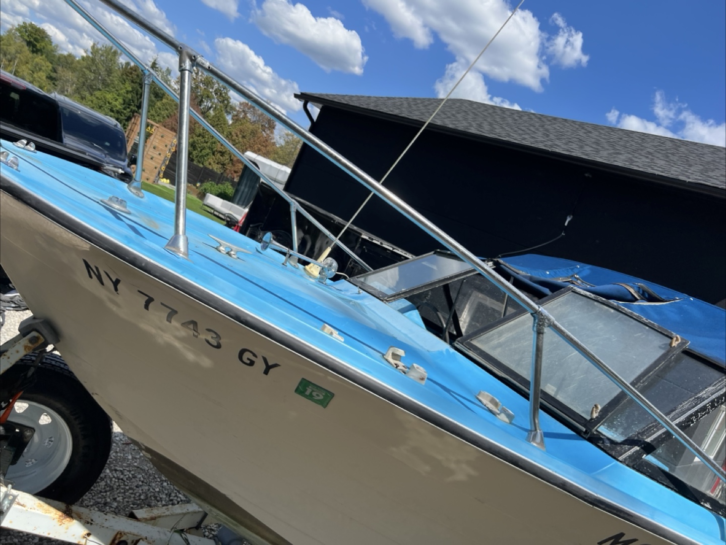 Blue & White Boat - photo 2