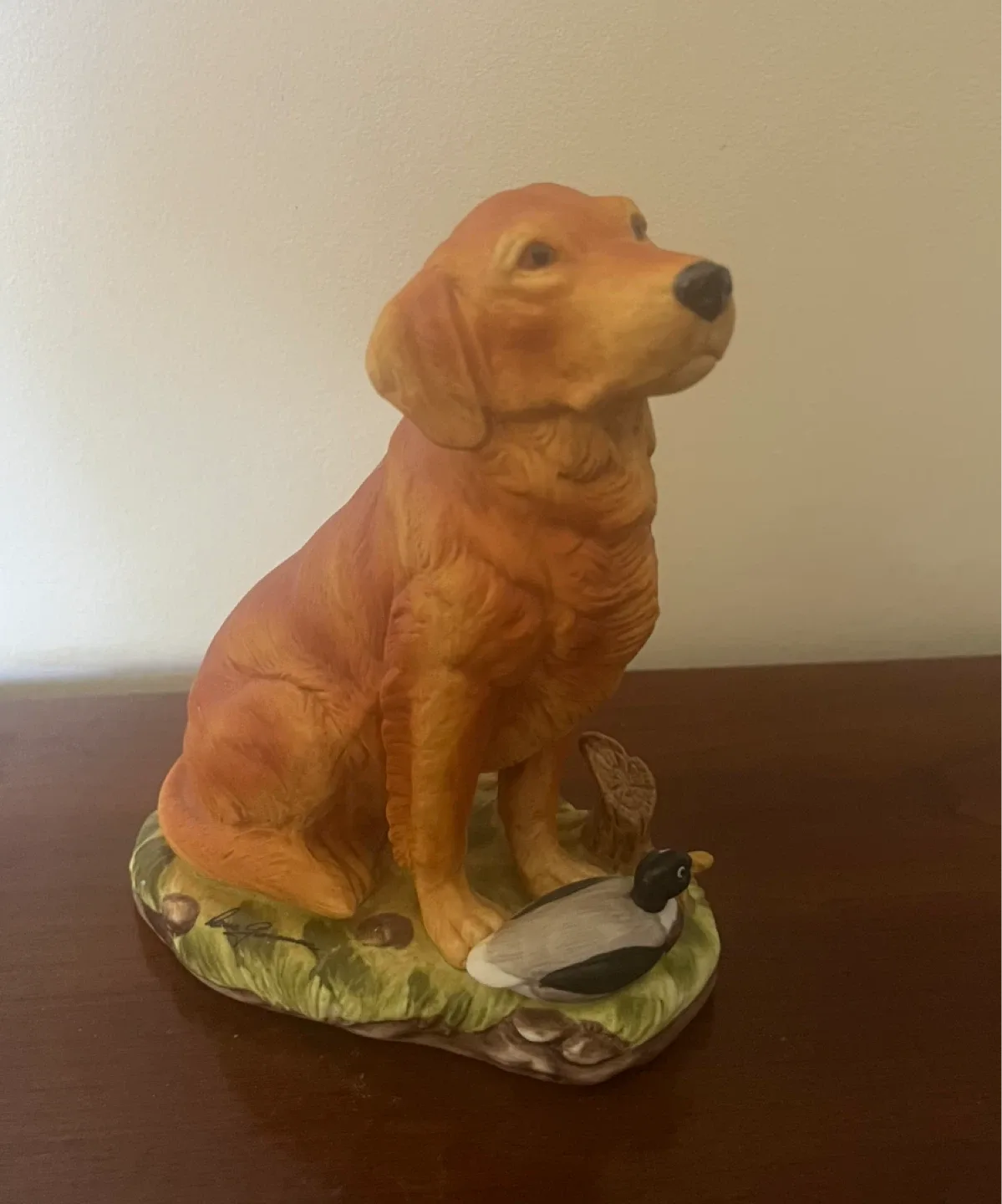 Golden retriever figurine thumbnail
