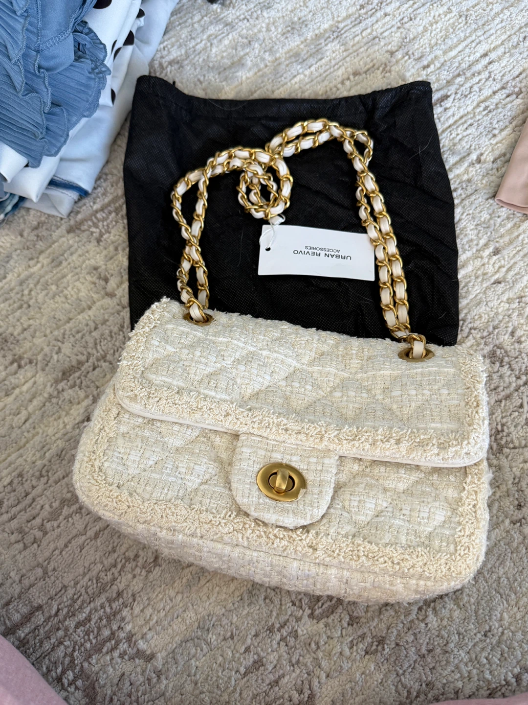Urban Revivo Cream Quilted Shoulder Bag - photo 3