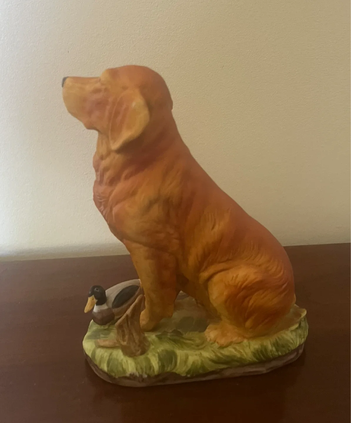 Golden retriever figurine image indicator(3)