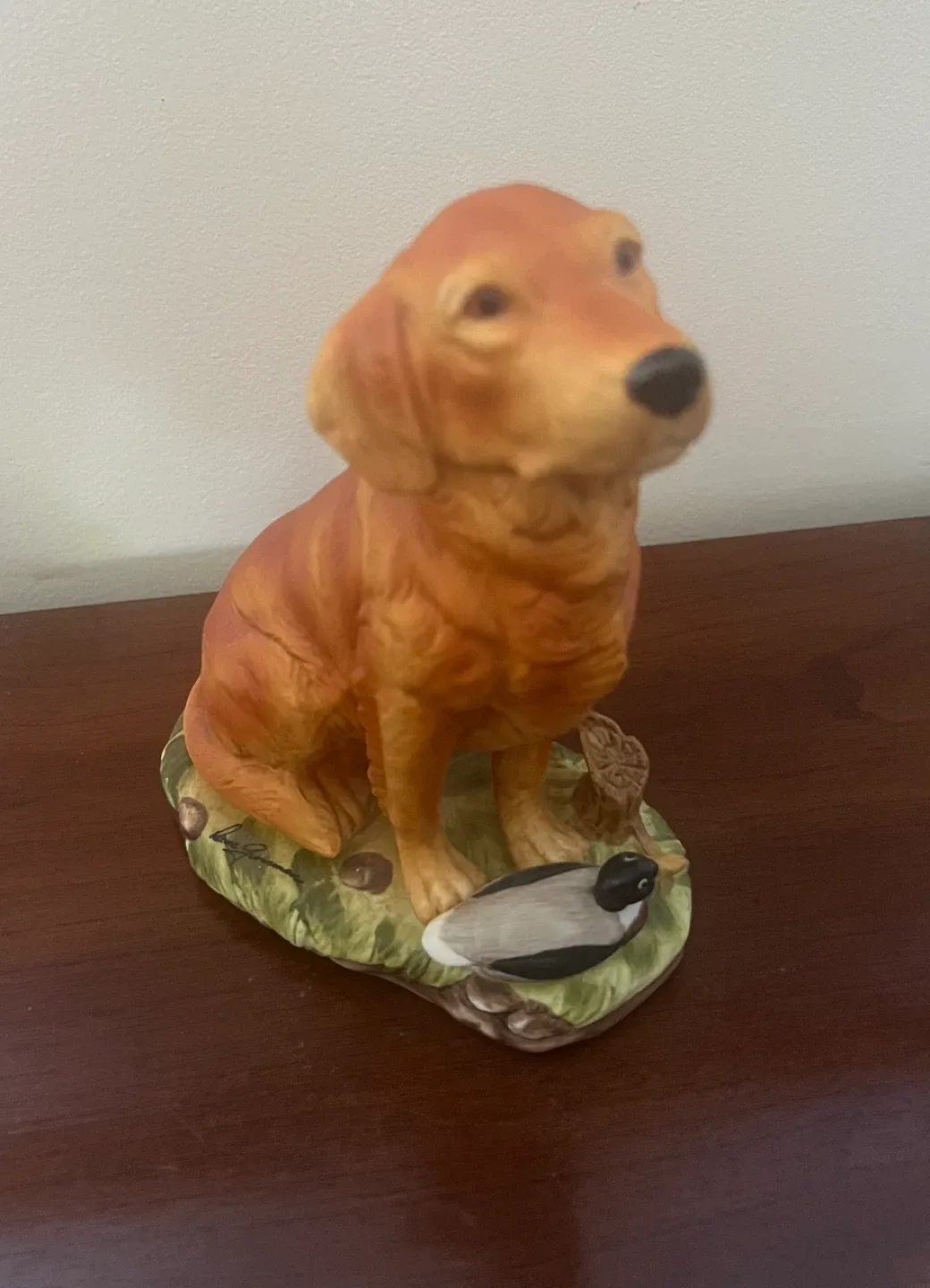 Golden retriever figurine image indicator(5)