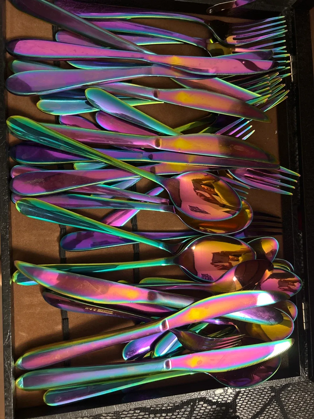 Iridescent Cutlery Set