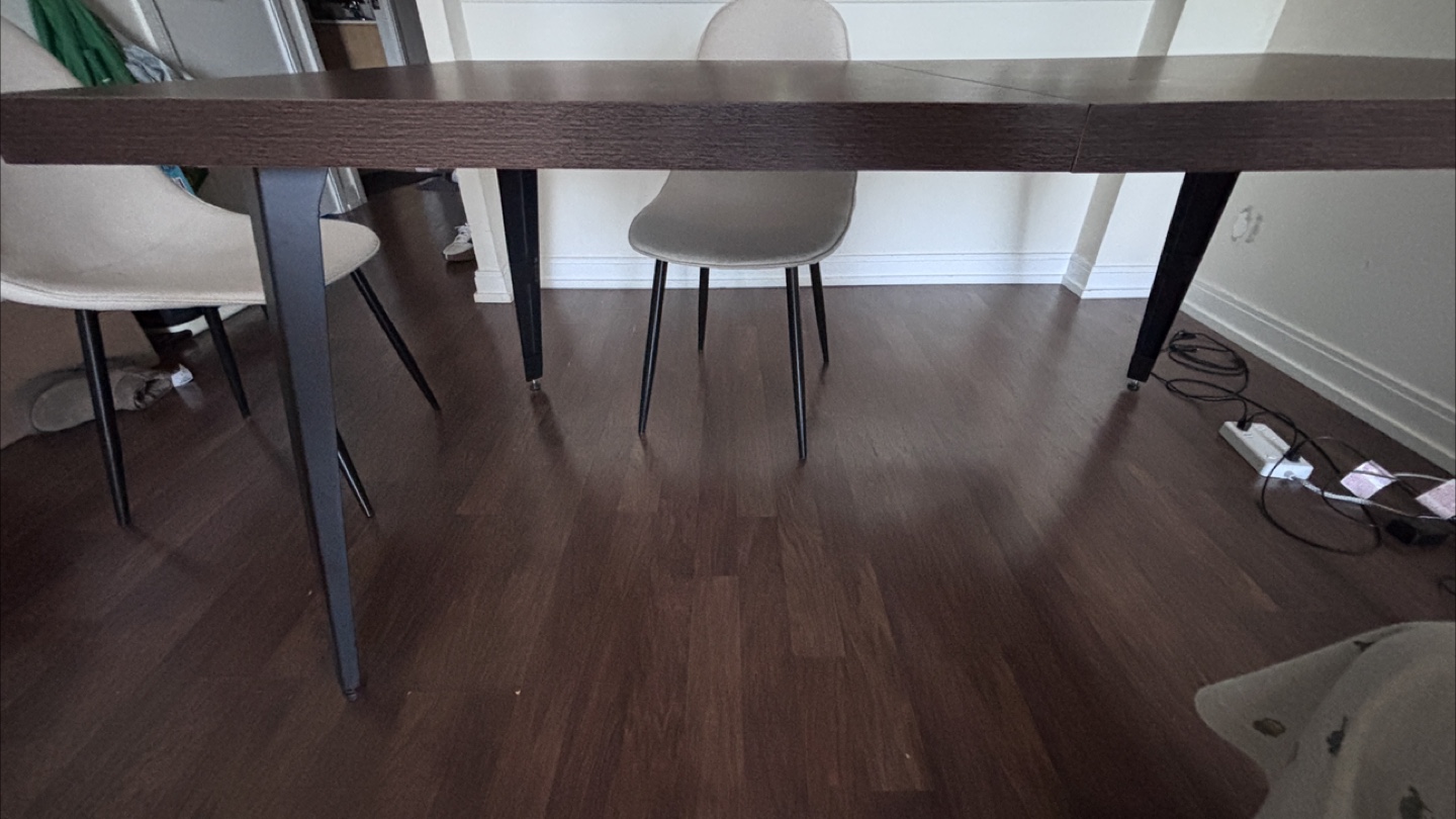 Dark Brown Dining Table for 4-6 peoples