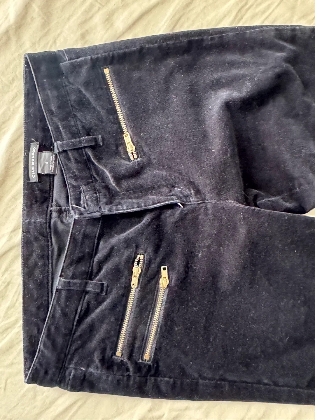 Club Monaco Corduroy Pants - Size 6 image indicator(3)