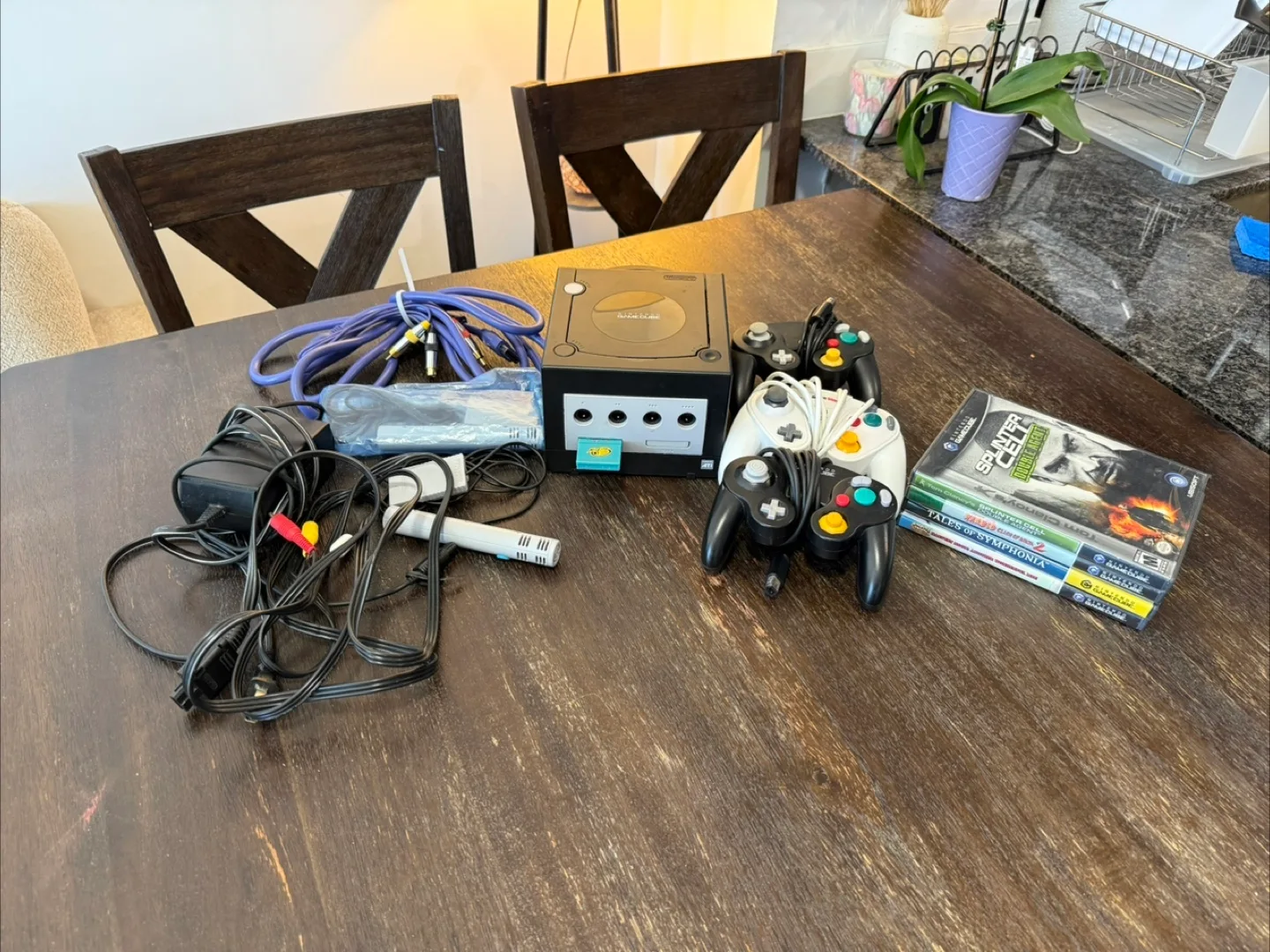 Nintendo GameCube Console Bundle thumbnail