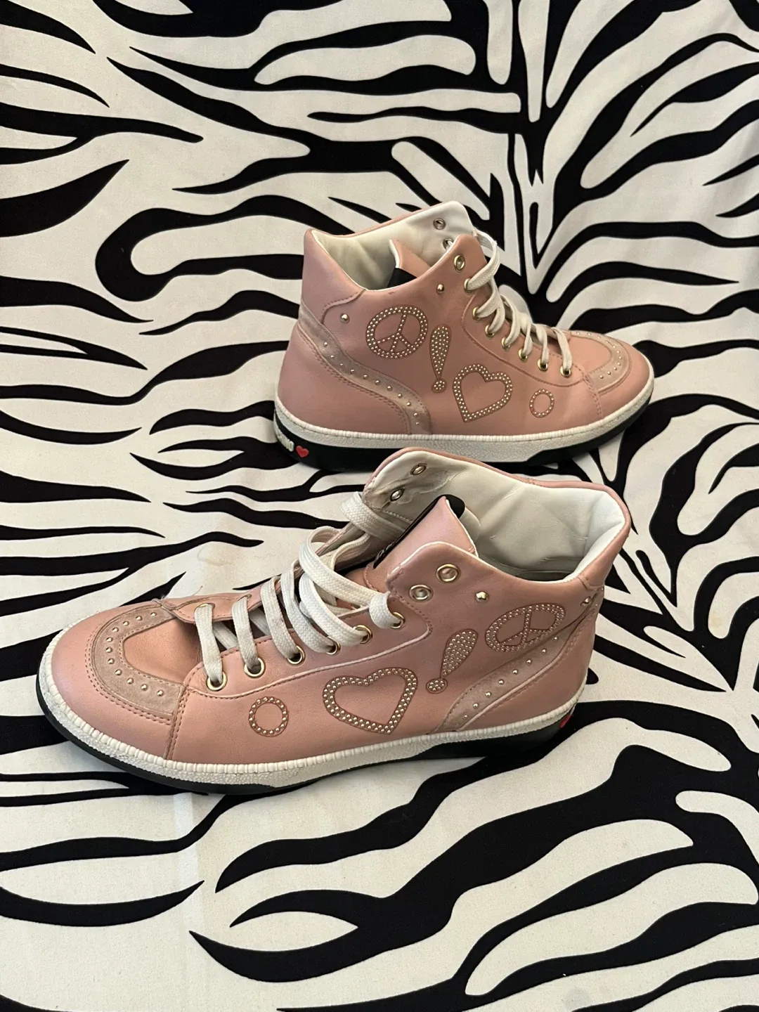 ❤️ Love Moschino Pink Women’s Size 38 Sneakers ❤️ image indicator(7)