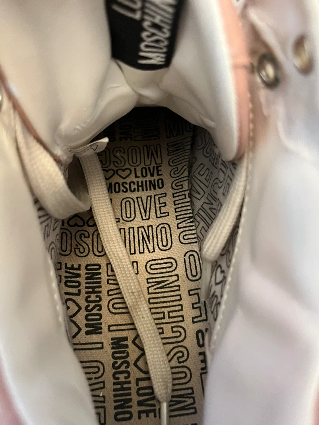 ❤️ Love Moschino Pink Women’s Size 38 Sneakers ❤️ image indicator(8)