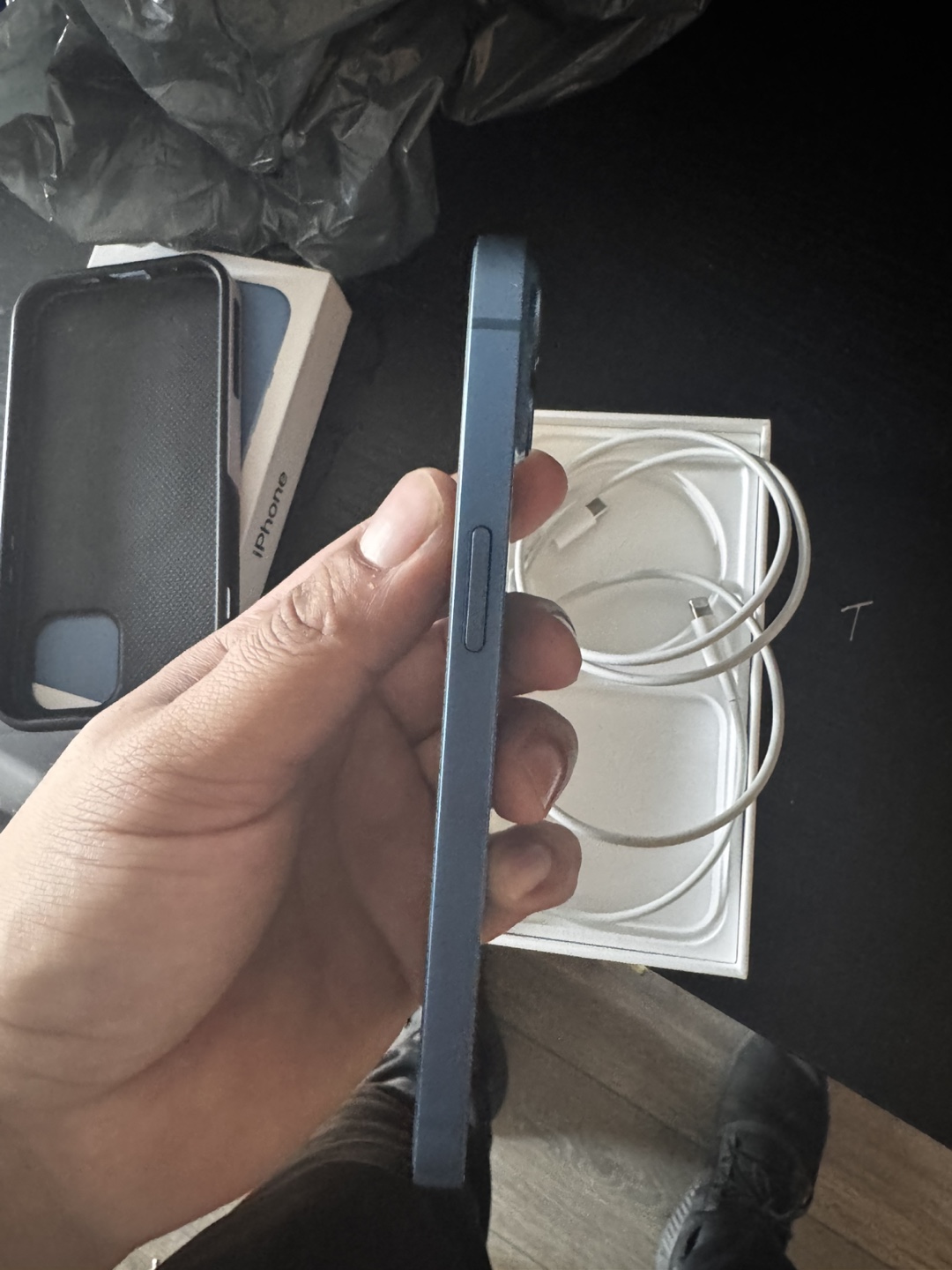 Apple iPhone 13 Blue - Box Included+ Free Case - photo 4