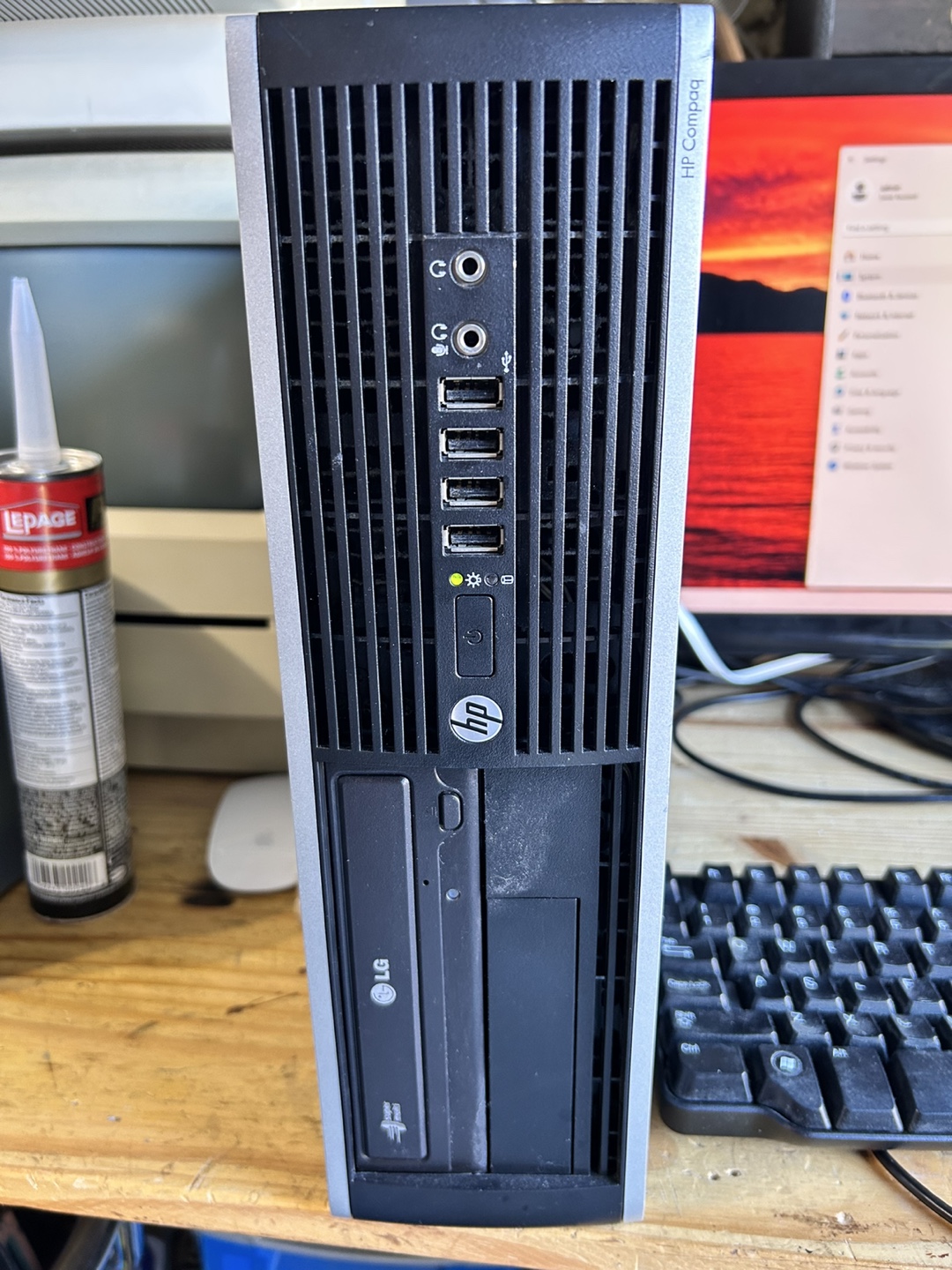 HP Elite 8300 SFF