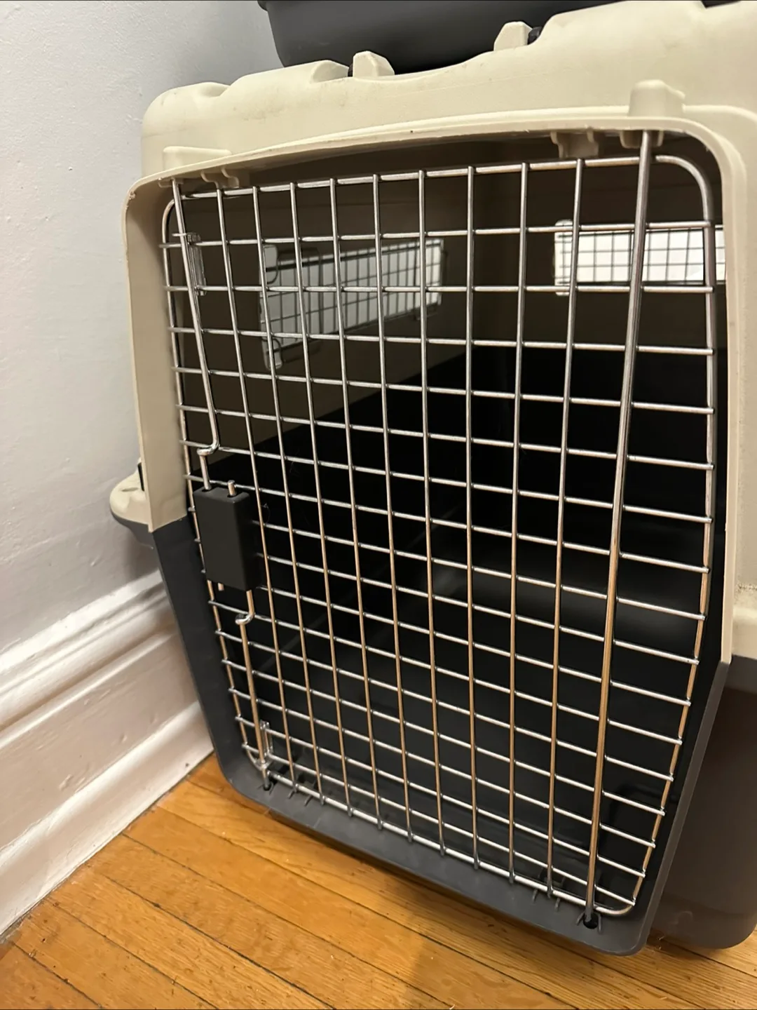 Petmate Sky Kennel Pet Carrier - 32 inch image indicator(4)