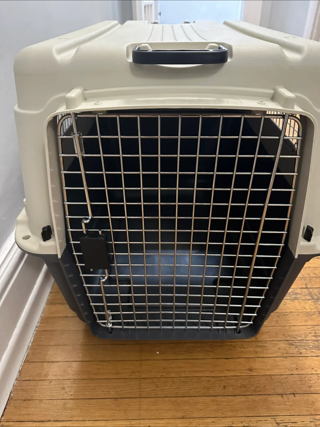 Petmate Sky Kennel Pet Carrier - 32 inch image indicator(5)