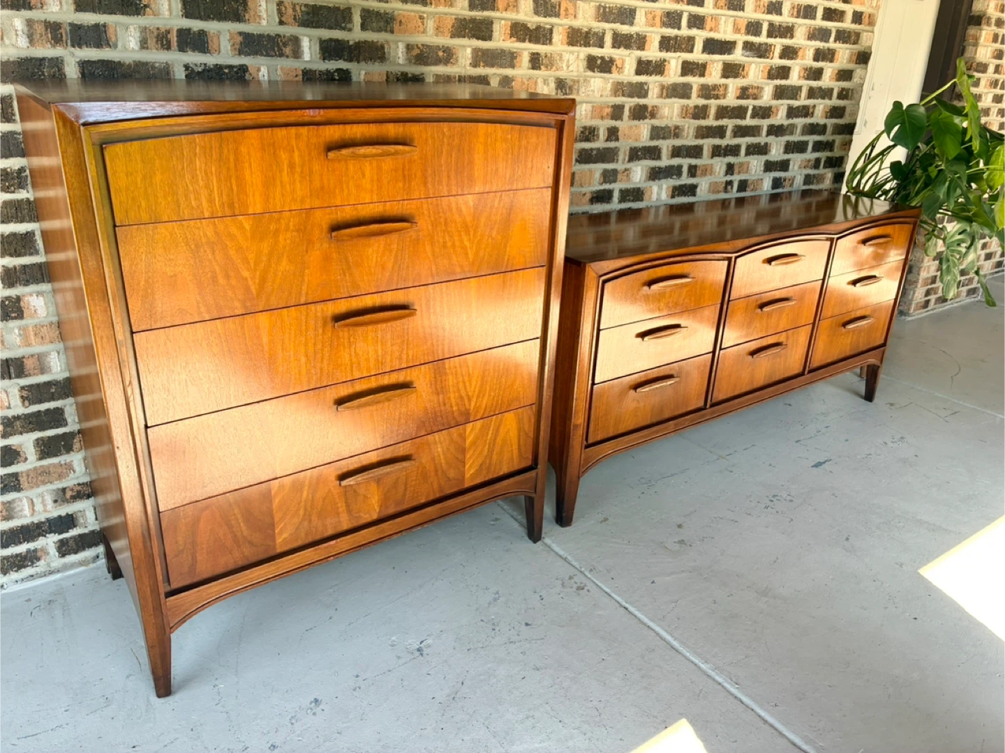 Vintage Mid-Century Modern Dresser Set - photo 5