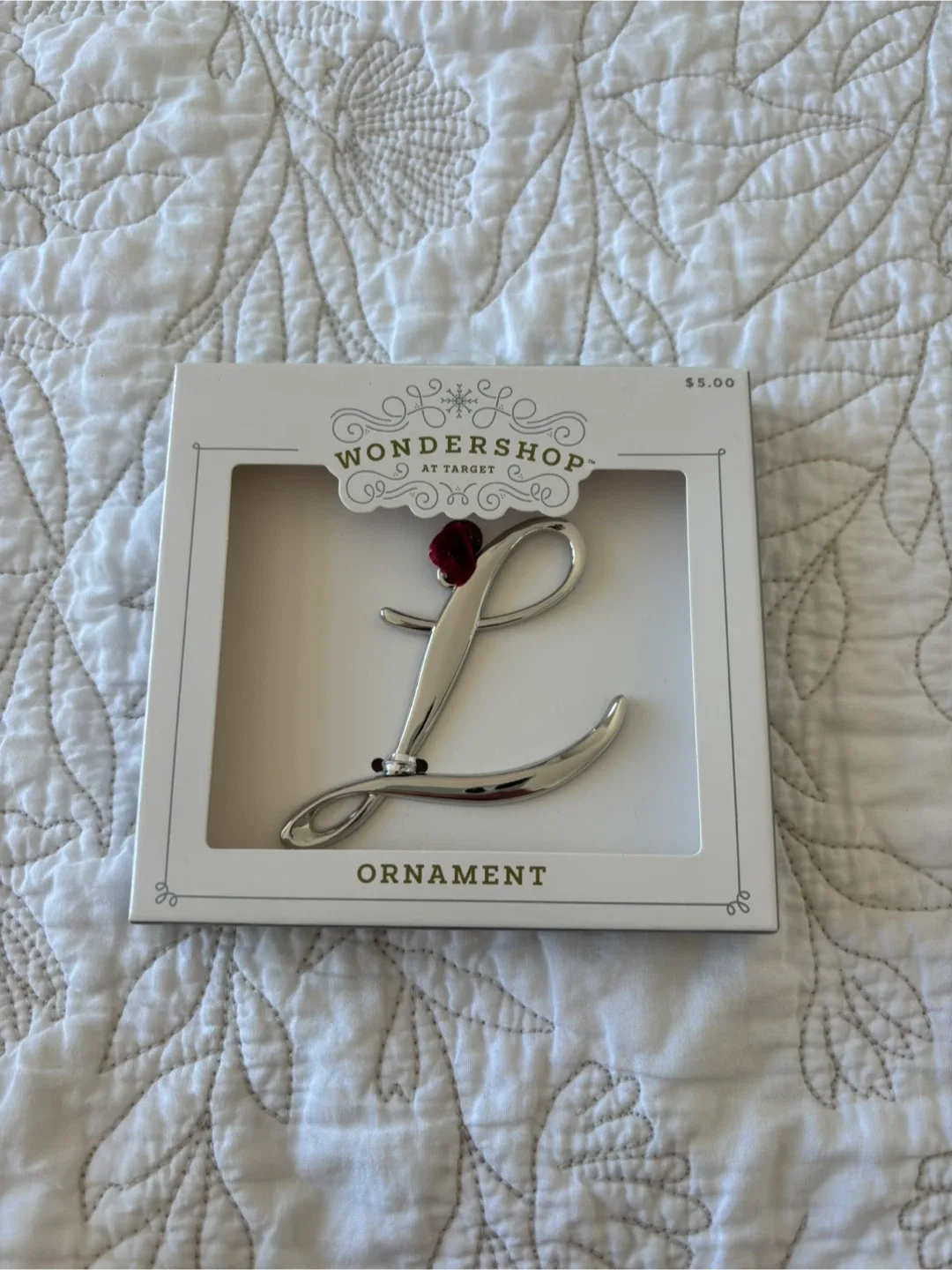 L Christmas Ornament thumbnail