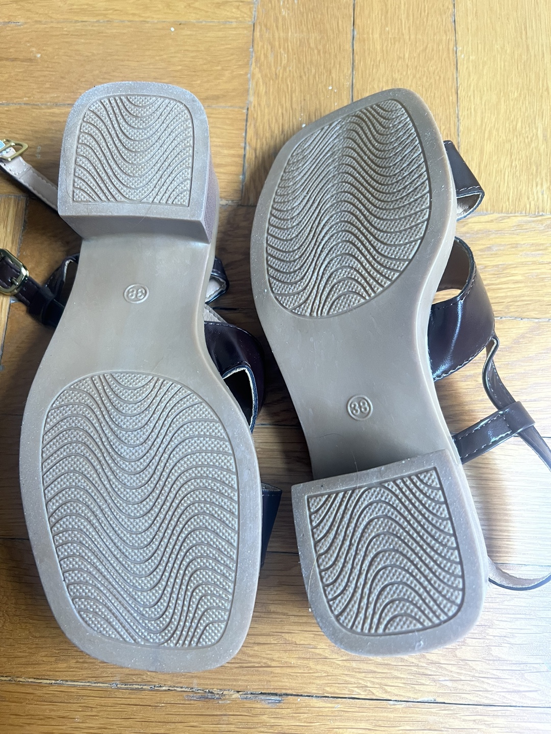 Brown Heeled Sandals - Size 38 - photo 3
