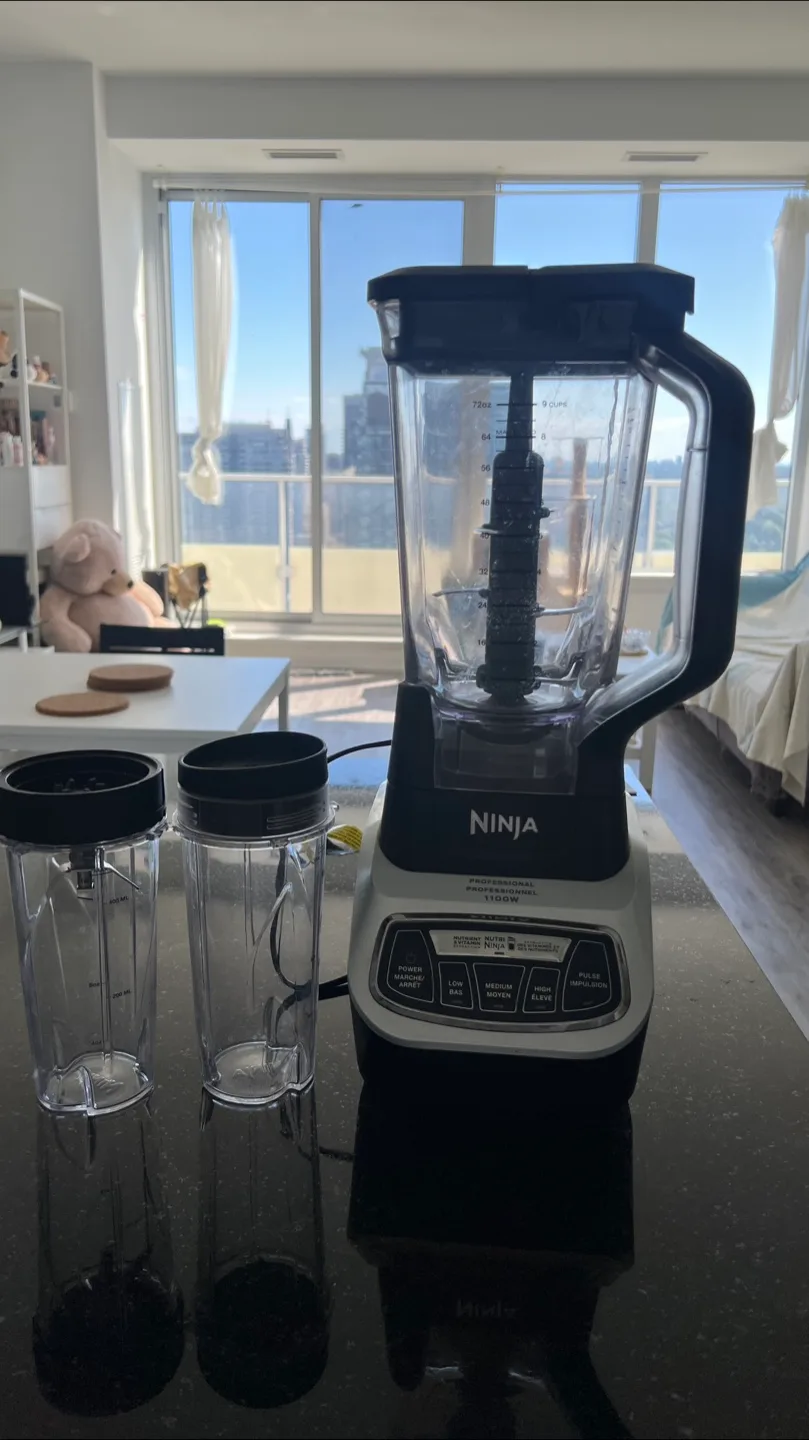 Ninja Professional Plus & Personal Blender with Ninja Cups thumbnail