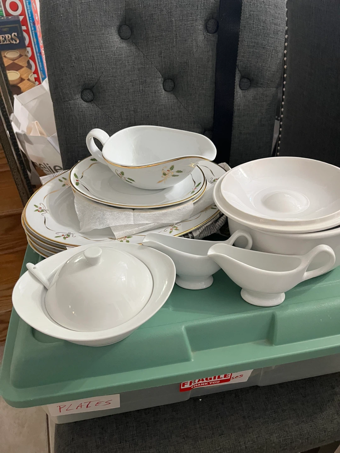 Vintage China Set - photo 3