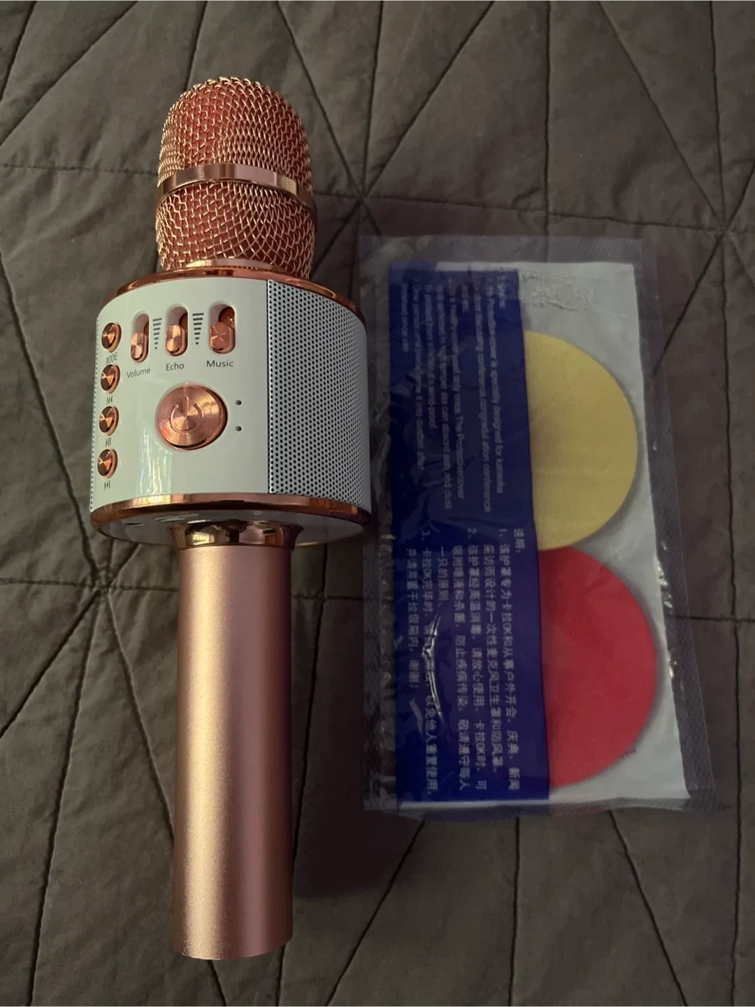 Wireless Karaoke Microphone with Protective Covers thumbnail