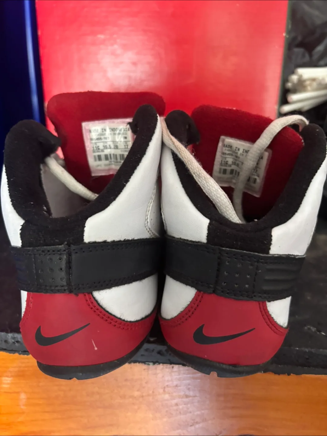 Nike Basketball Shoes - Size 11C image indicator(4)