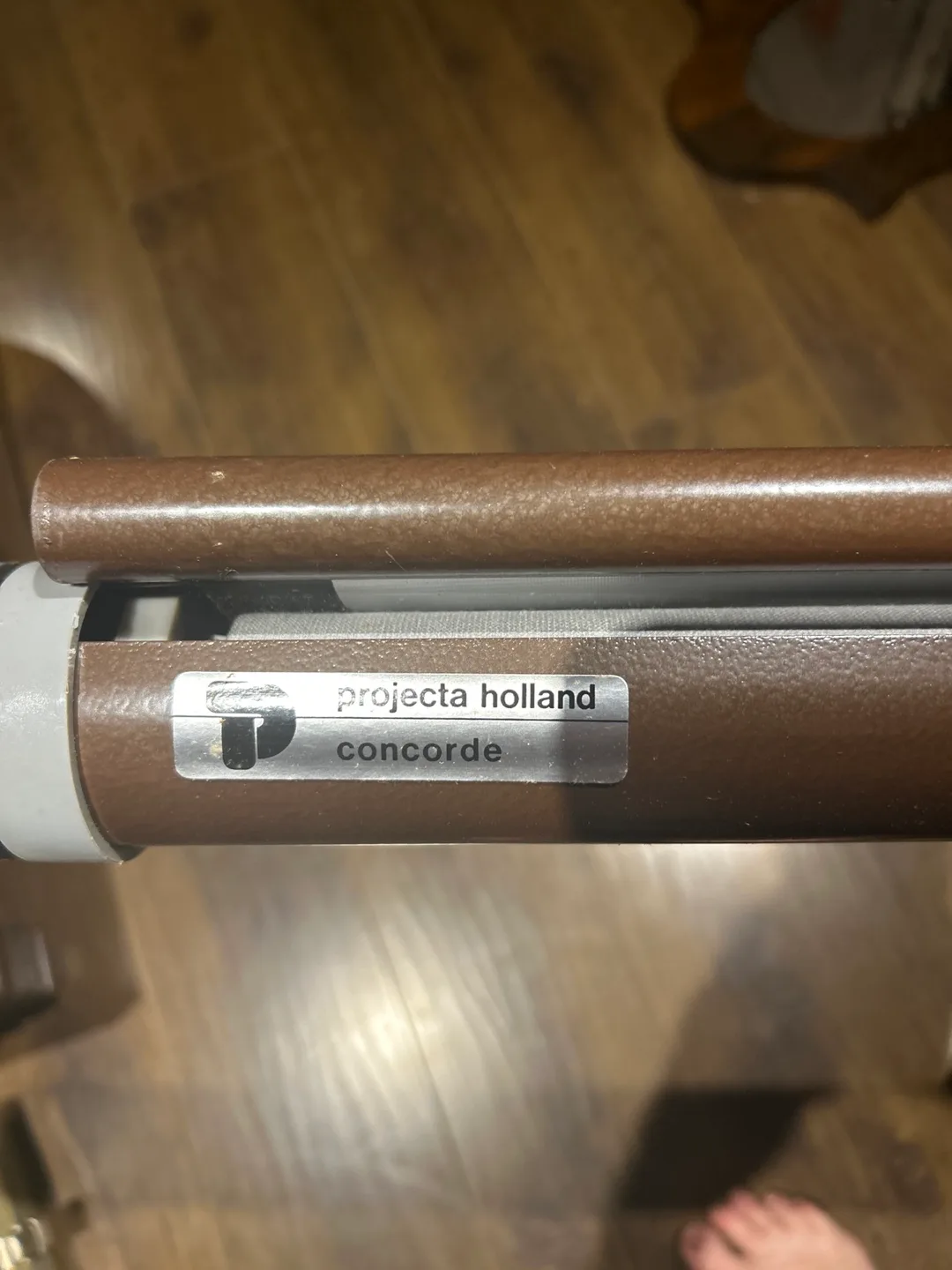 Concorde Projecta Holland Screen 48x48 image indicator(2)