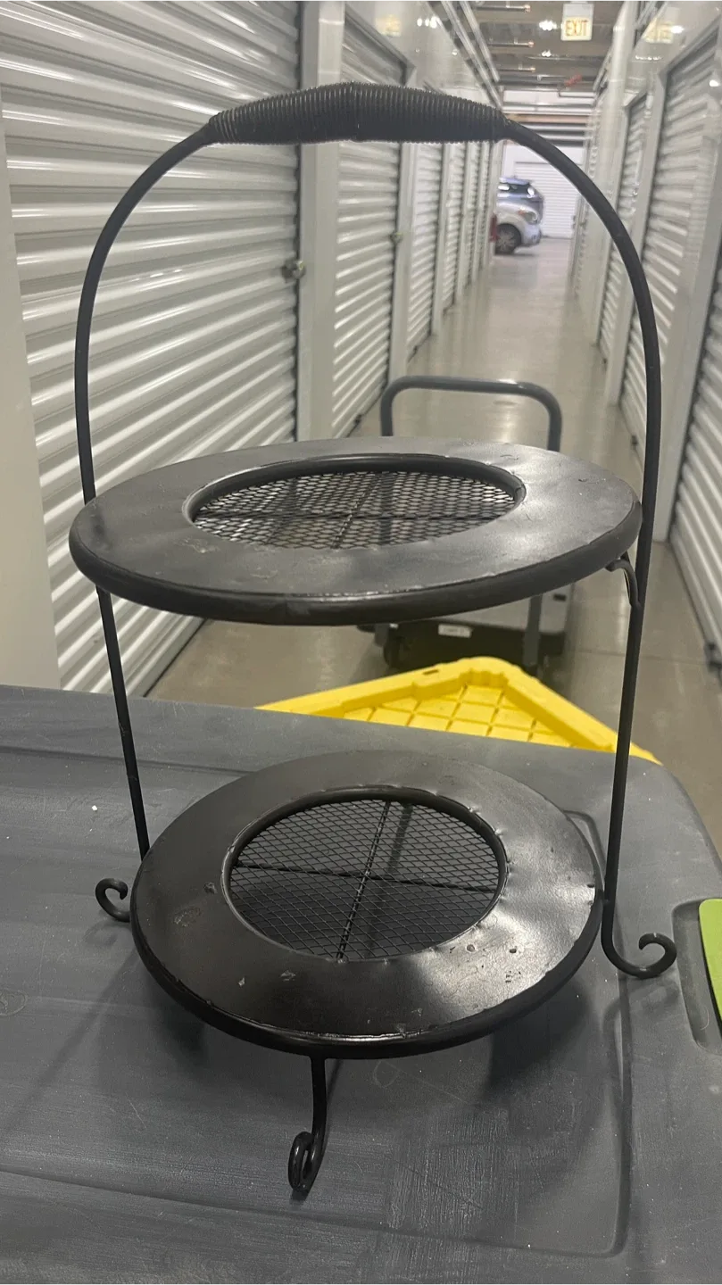 Two-Tier Metal Plant Stand thumbnail