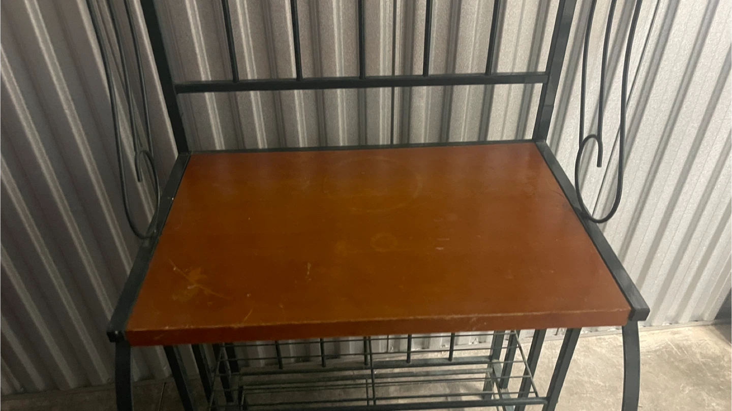 Metal Baker's Rack with Apple Accents - photo 4